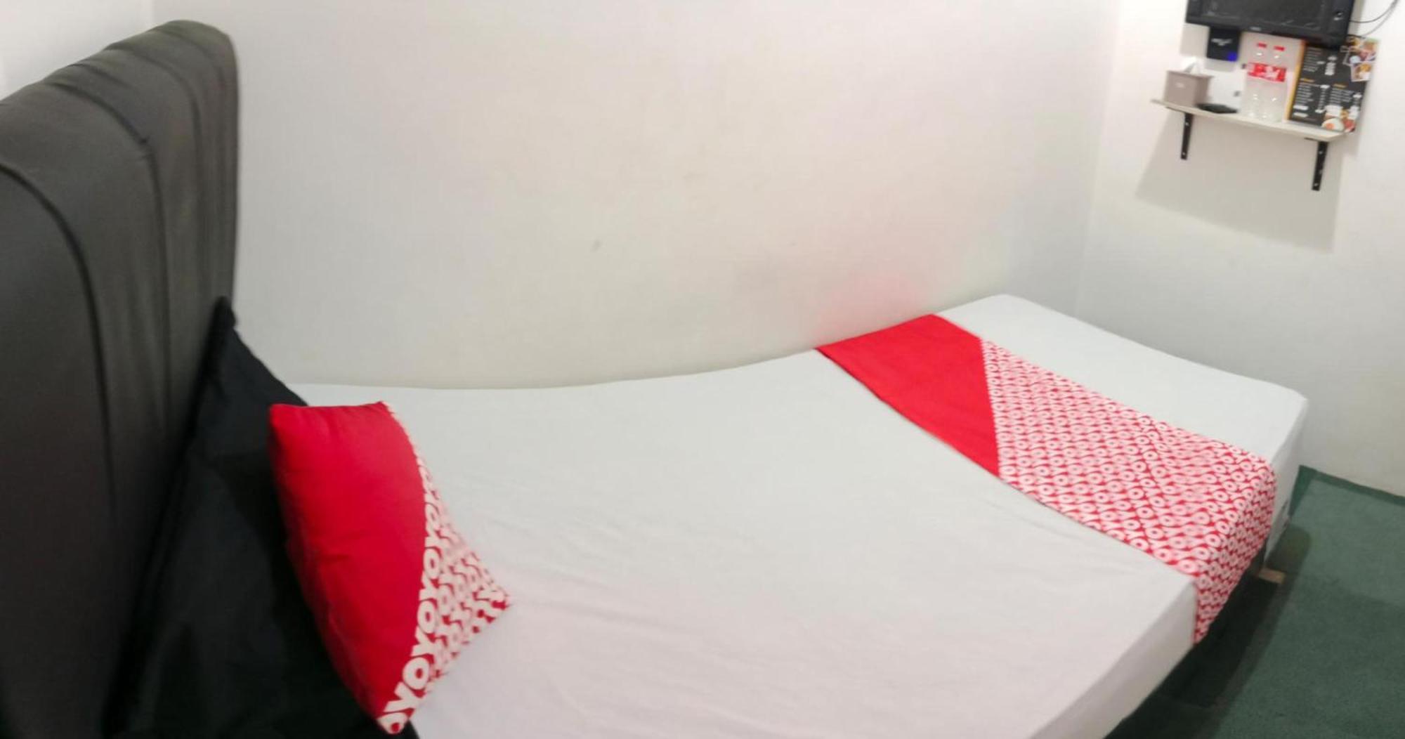 Hotel O Mangga Besar Near Kota Tua Formerly Fresh 2*