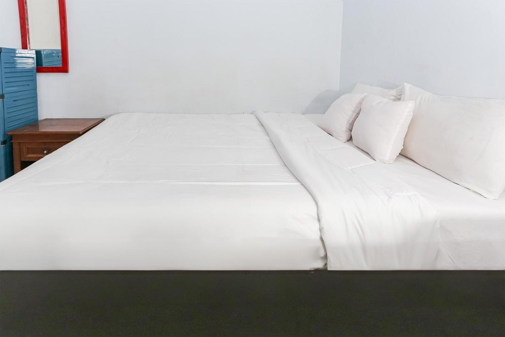 Spot On 93515 Pulo Gebang Hotel Jakarta