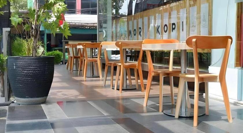 Hotel Redstar Jakarta