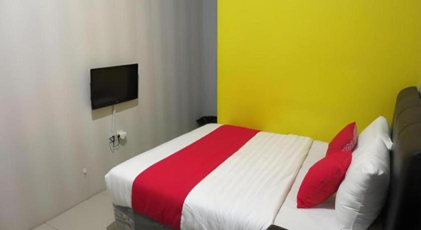 The Grand Palace Resident Motel 2*