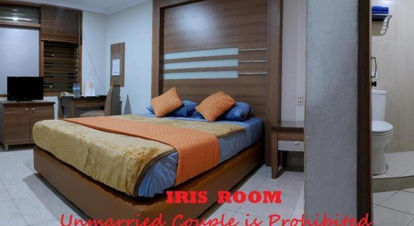 Senen Indah Syariah Hotel