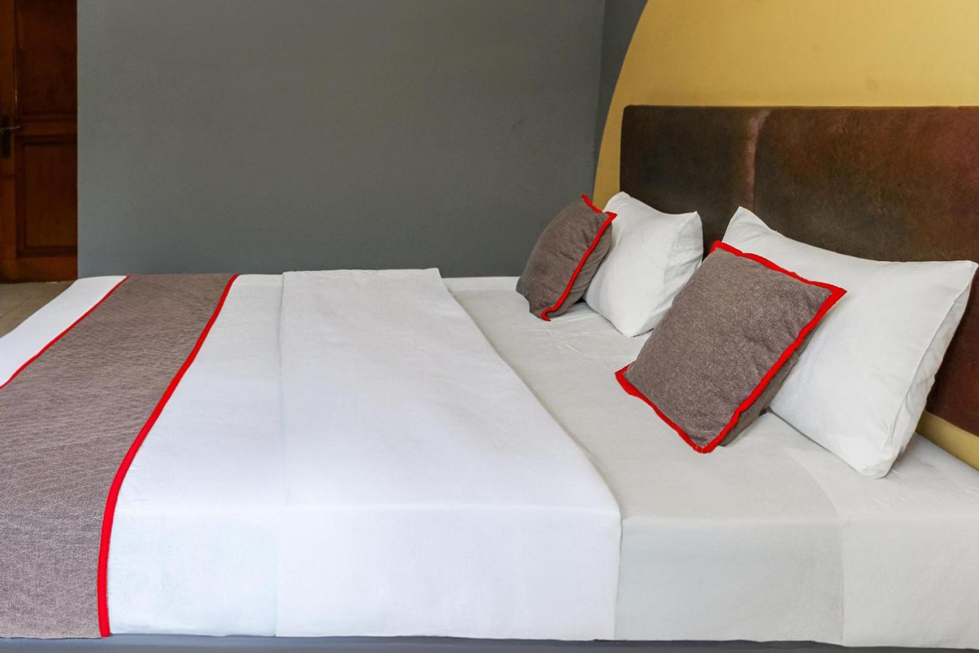 Collection O Tanah Abang Near Stasiun Tanah Abang Formerly Bimo Slipi Hotel 4*