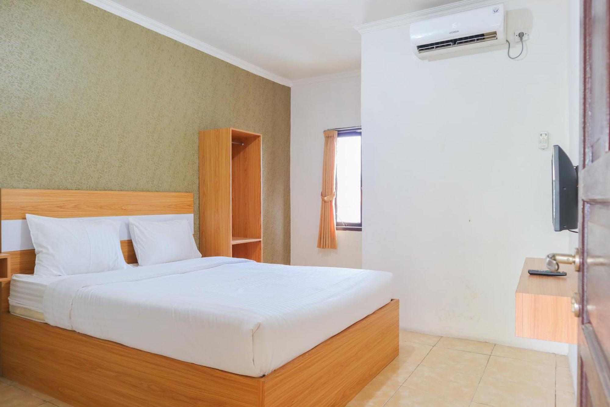 Oyo Life 2590 Kost Assirot 2* Jacarta