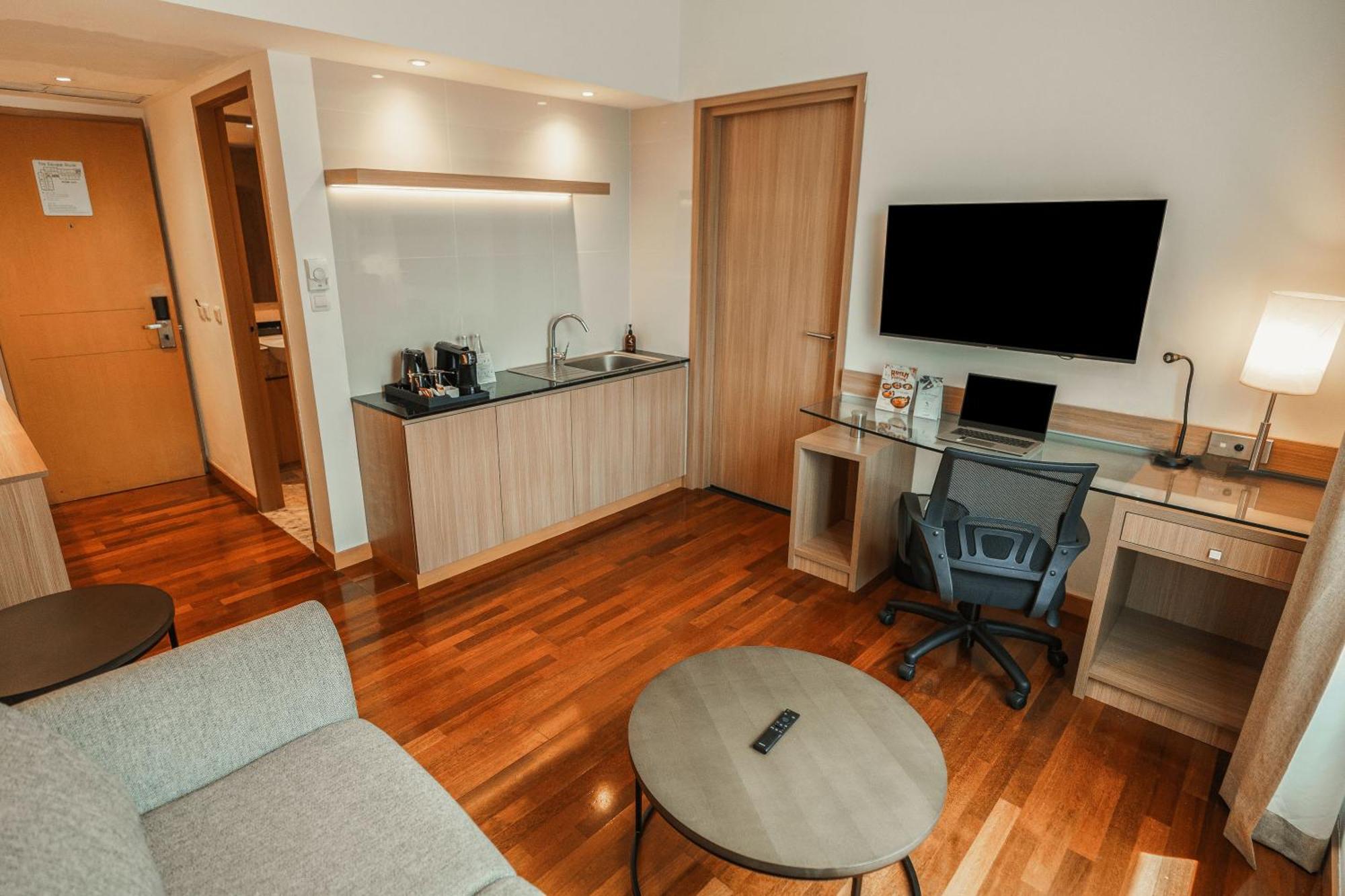 Kimaya Slipi By Harris Jakarta