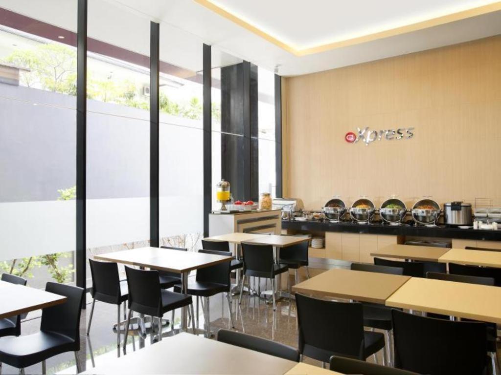 Amaris Pasar Baru Hotel