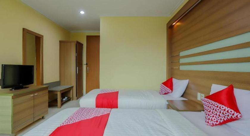 Hotel Senen Indah Syariah 2*