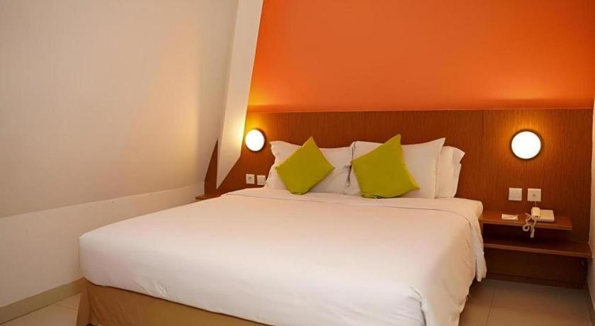 Hotel Pomelotel Patra Kuningan
