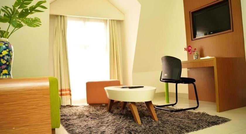 Hotel Pomelotel Patra Kuningan 3*