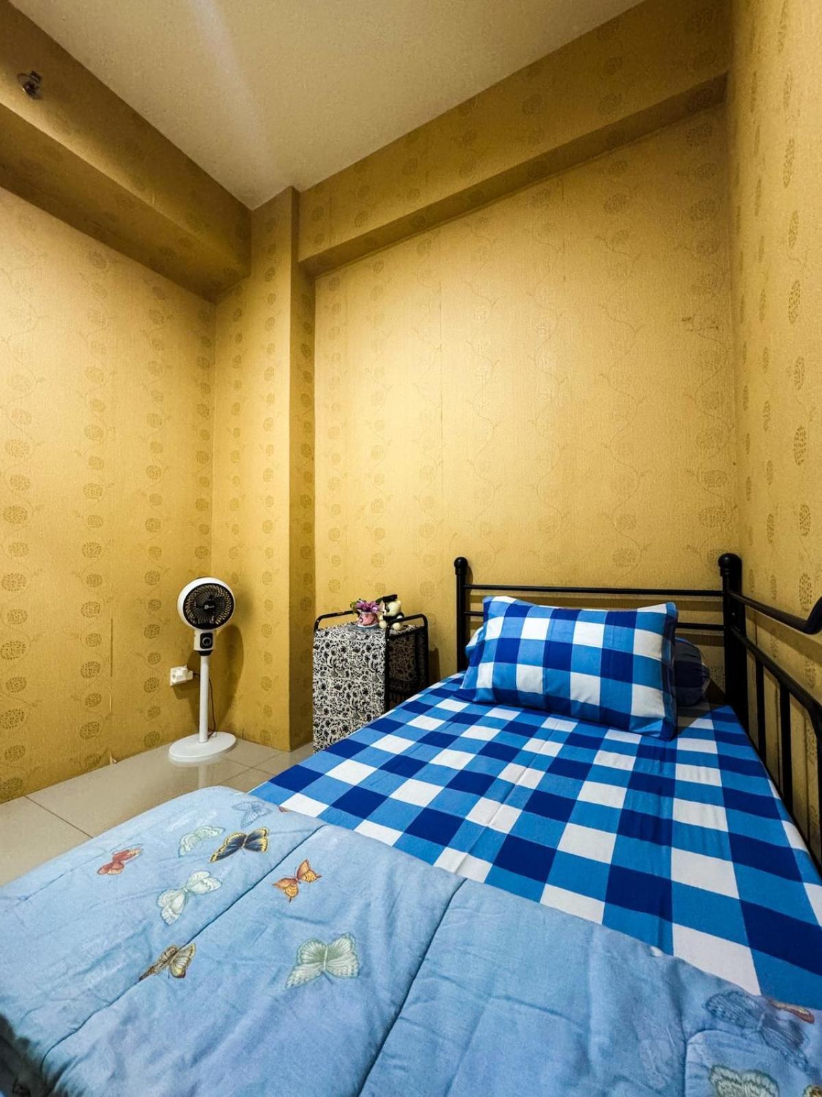 Pramuka Tower O With Pool, Wi-fi & Netflix Apartment *