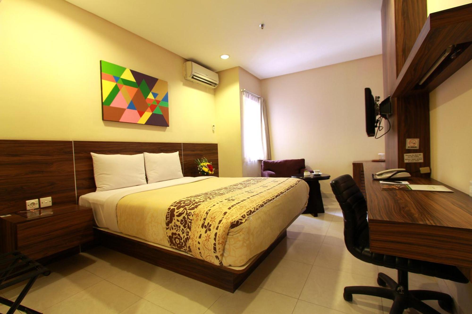 Prasada Mansion Sudirman 3*