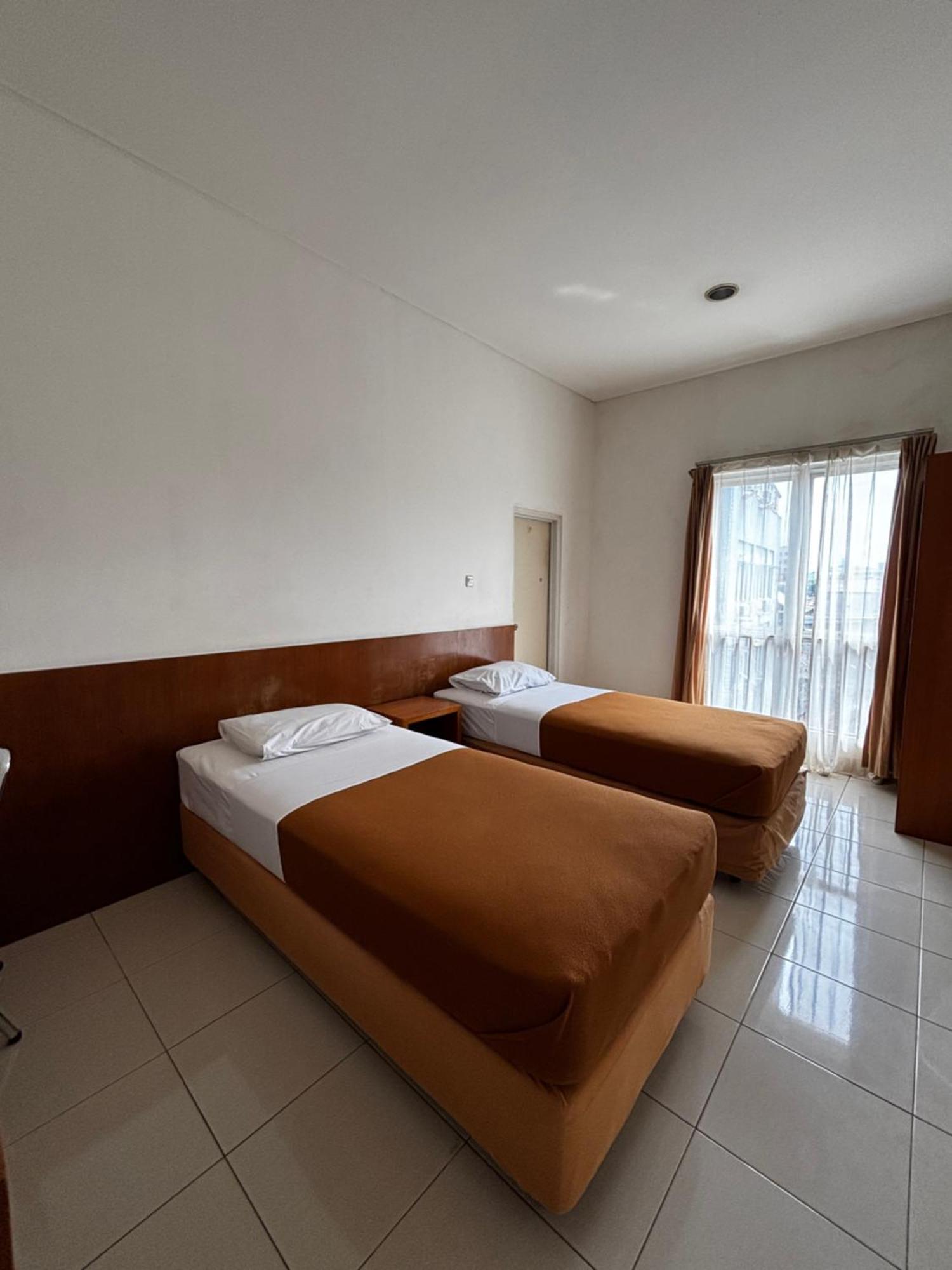 Delima Hostel