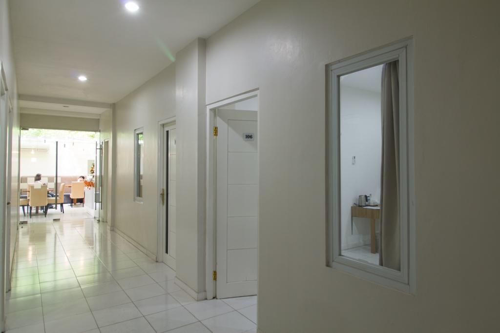 Guest house Reddoorz @ Sarinah 2*