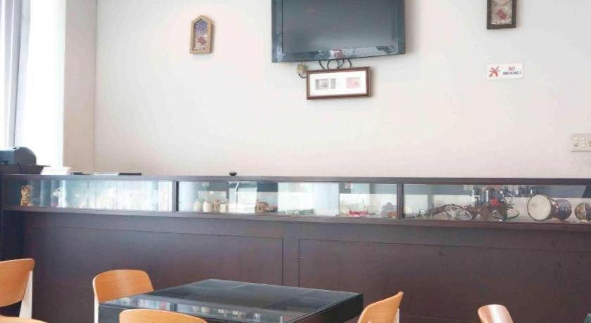Win Hotel Jakarta