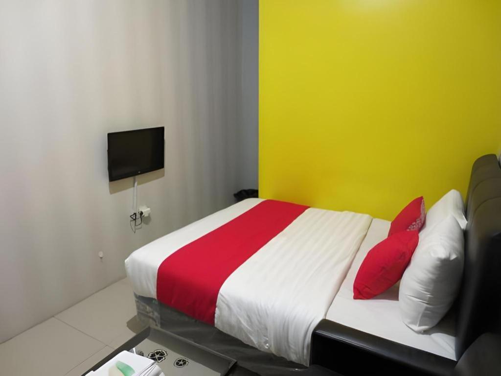 The Grand Palace Resident Motel