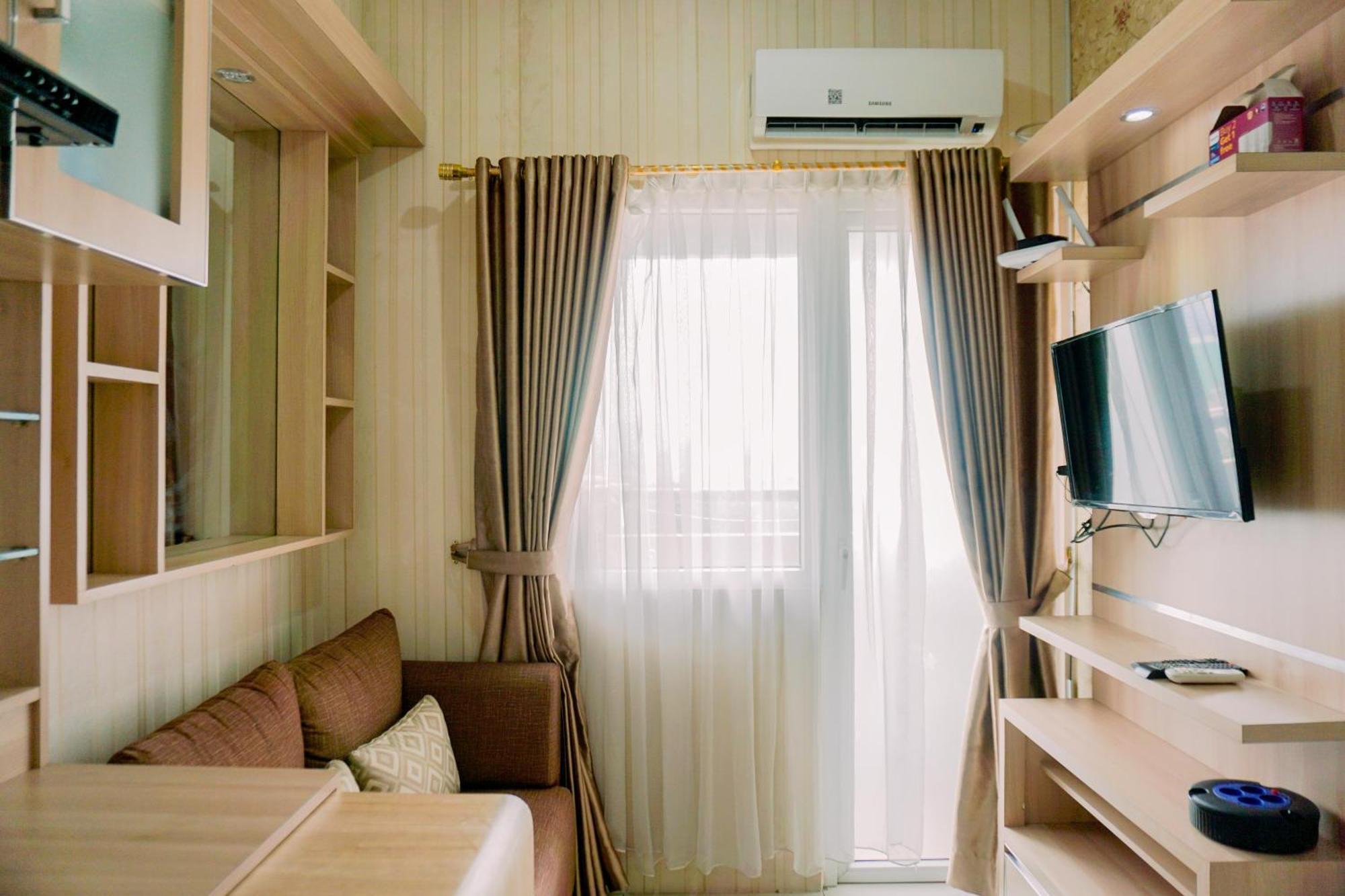 Comfort 2br At Pramuka By Travelio