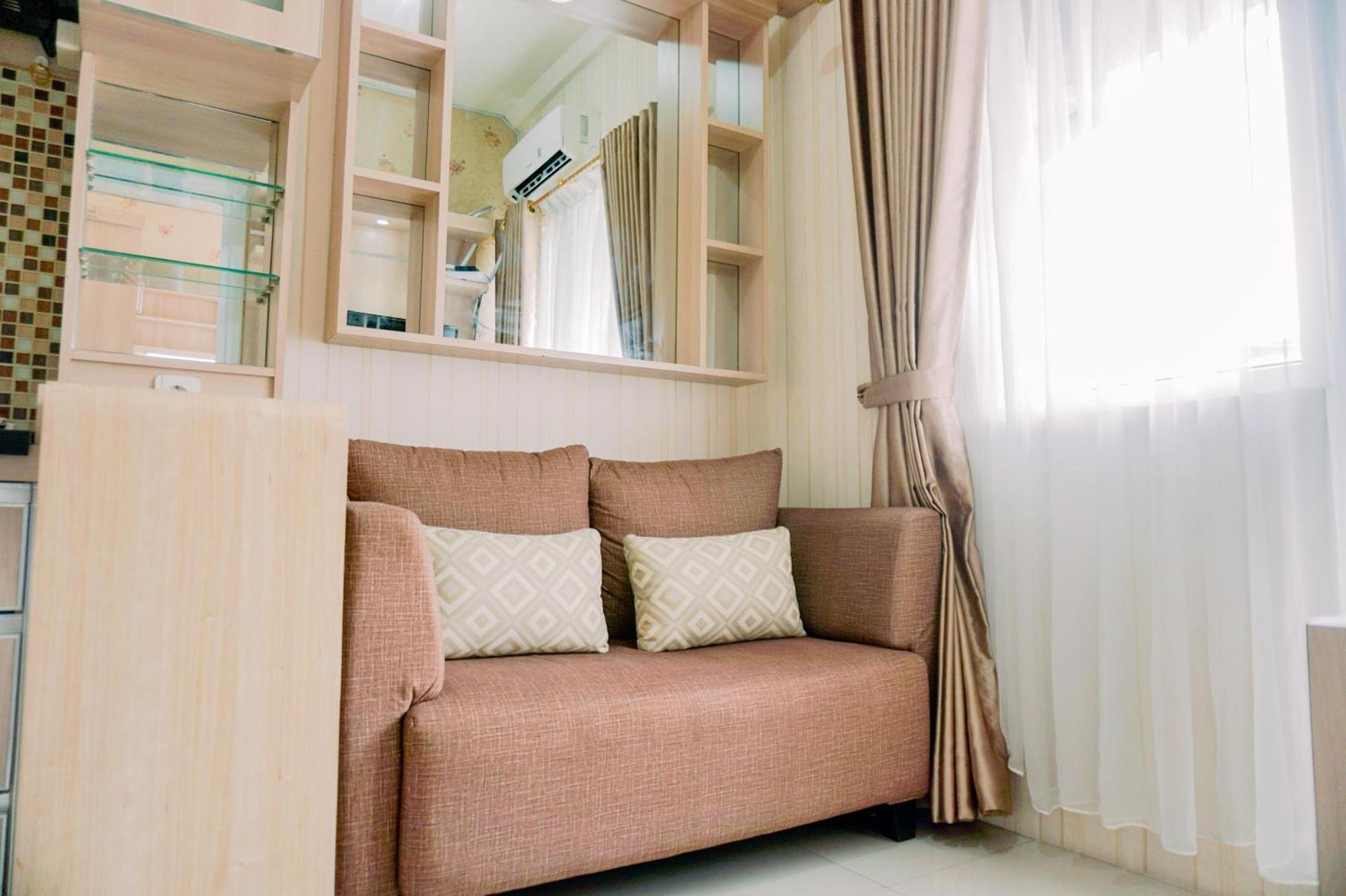 Apartment Comfort 2br At Pramuka By Travelio