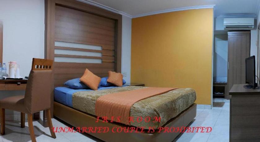 Senen Indah Syariah Hotel 2*