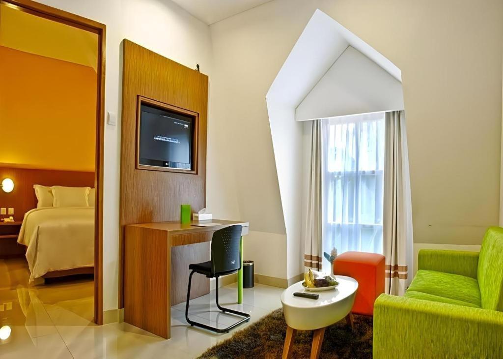 Hotel Pomelotel Patra Kuningan