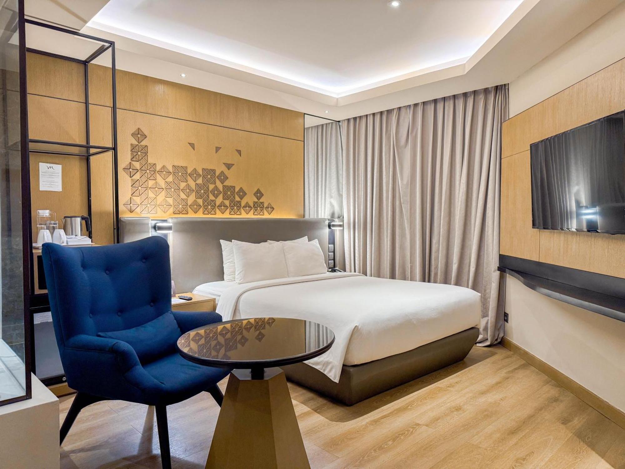 Hotel Mercure Batavia 4*