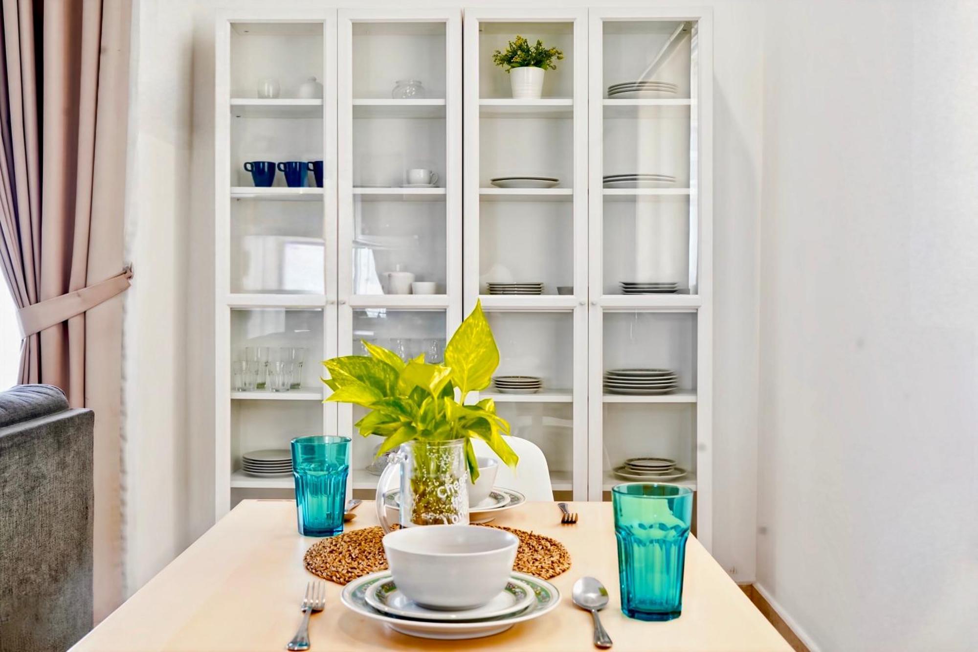 2br Lucky Tower Old Town Floor Jacarta