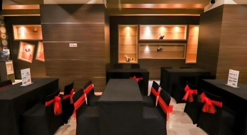 Hotel U Mangga Besar 3*