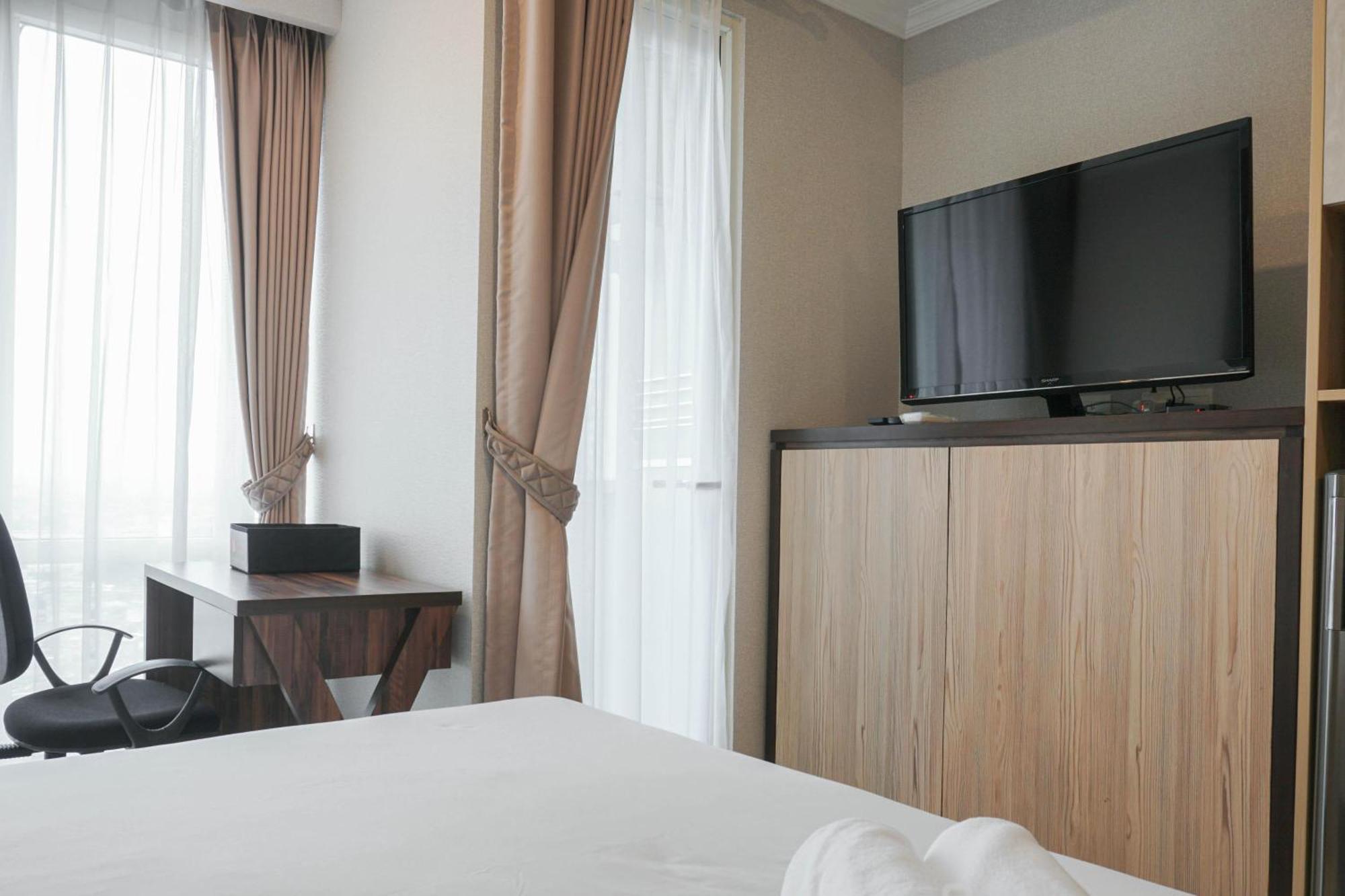 Stunning And Good Location At Menteng Park By Travelio *