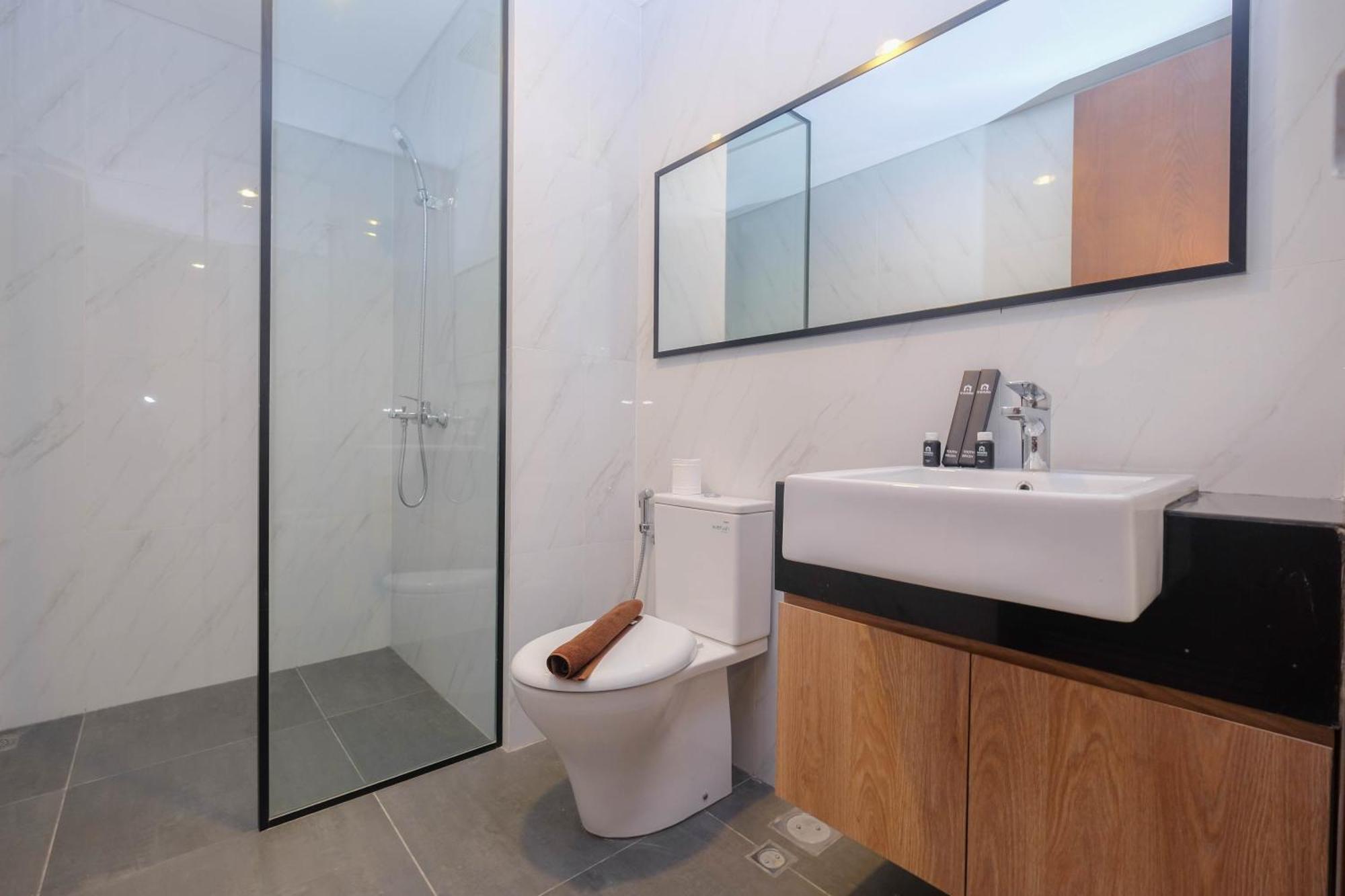 Minimalist And Homey 1br At Ciputra World 2 By Travelio * Jakarta