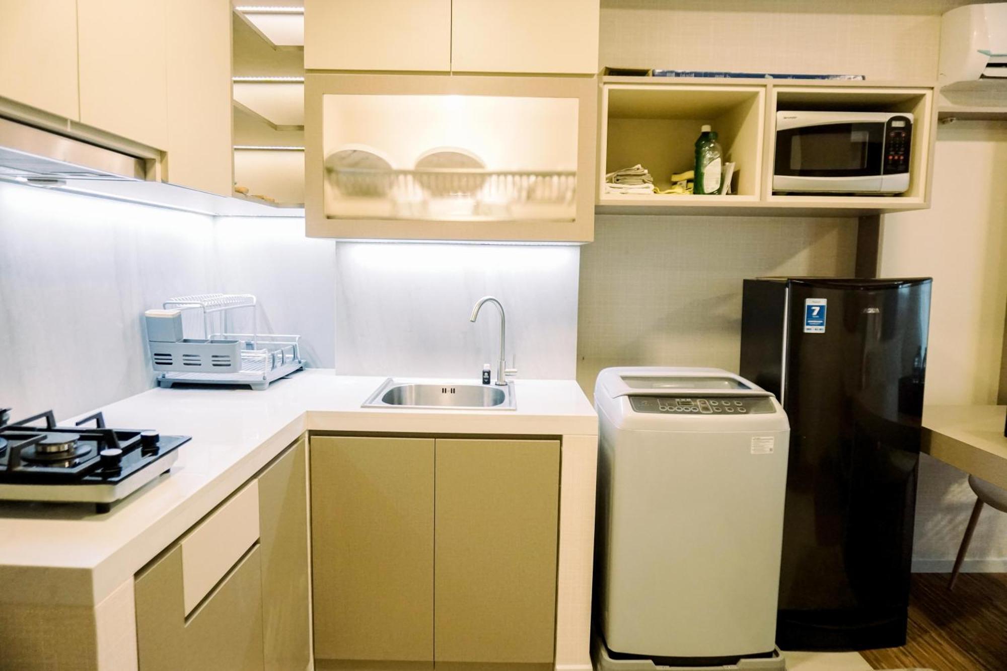 Homey And Cozy Daan Mogot By Travelio Jakarta