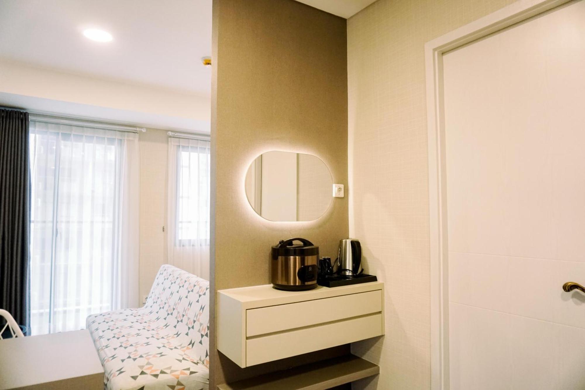Apartment Homey And Cozy Daan Mogot By Travelio *