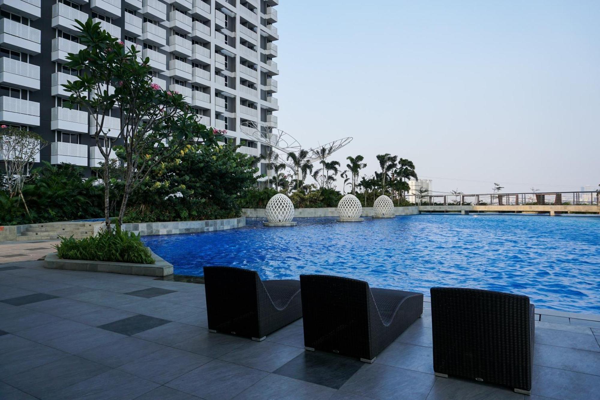 Cozy At West Vista By Travelio Apartment Jakarta