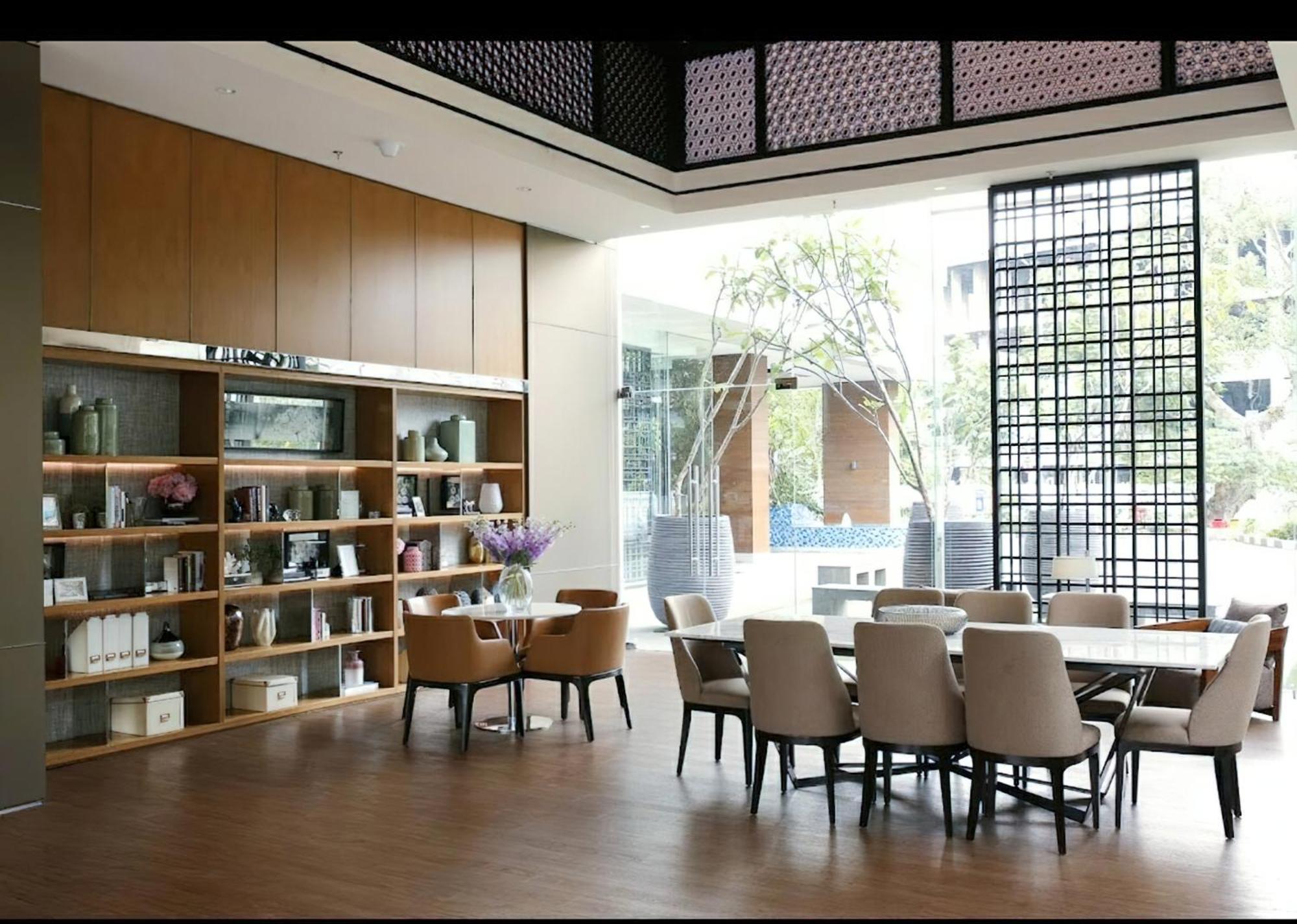 Apartment Capitol Prism Sky Jakarta