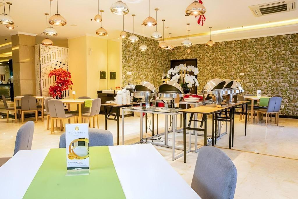 Sunbreeze 3* Jakarta