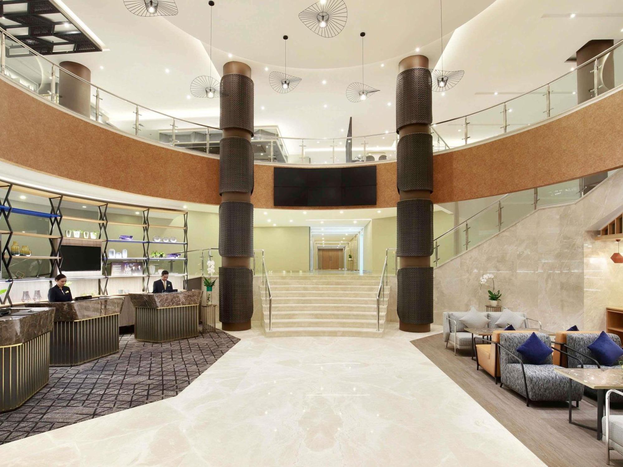 Novotel Cikini Khách sạn 4*