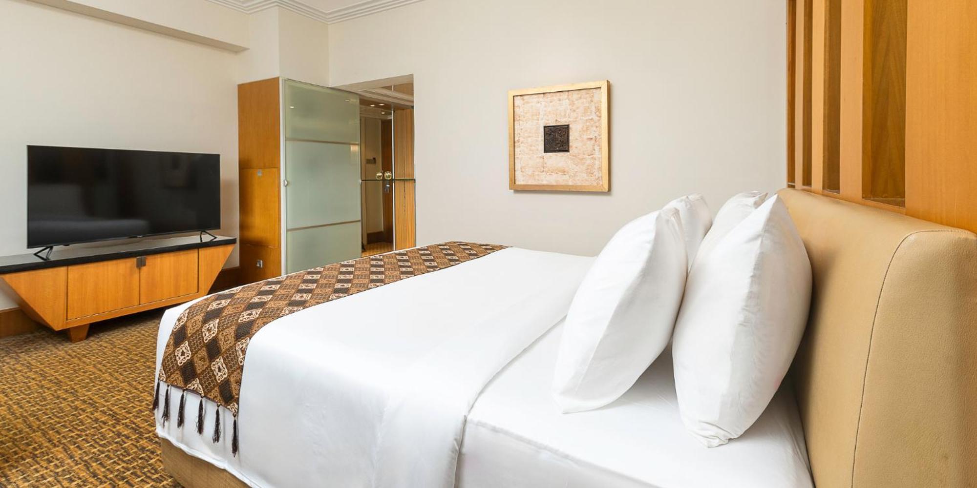 Hotel Aryaduta Menteng 5*