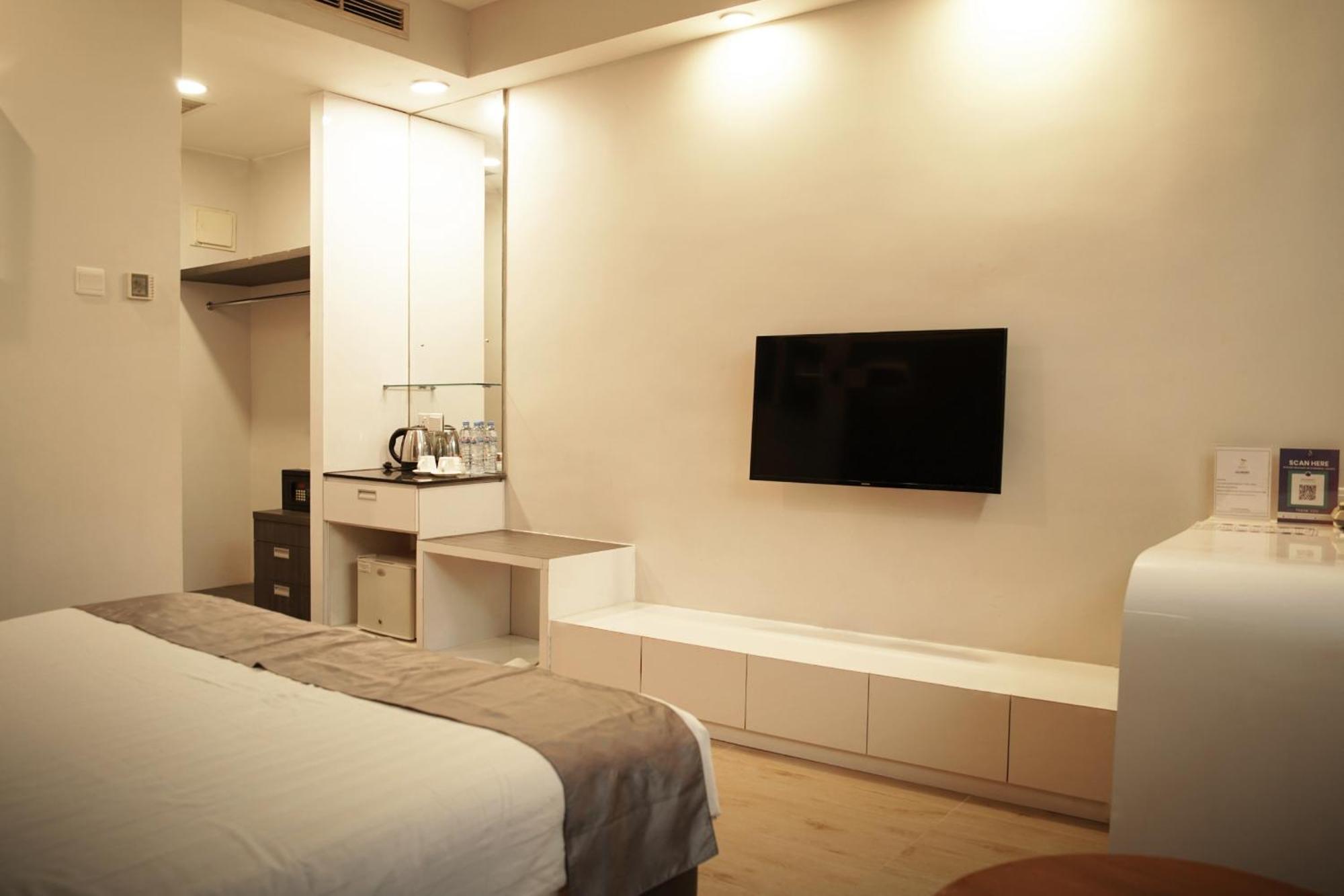 Dreamtel 3*
