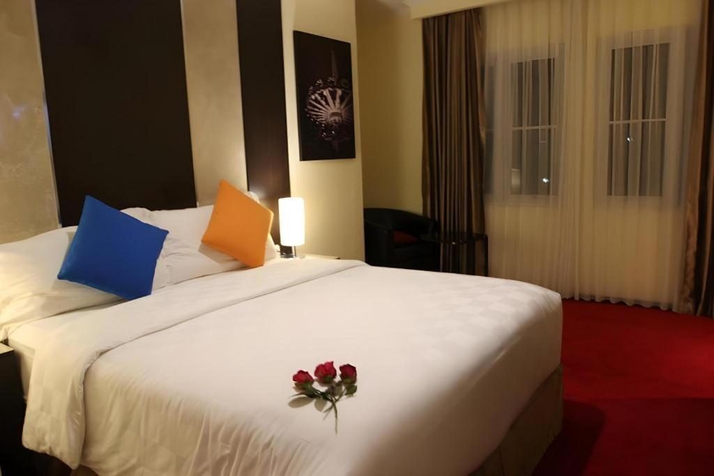 Sunbreeze Jakarta