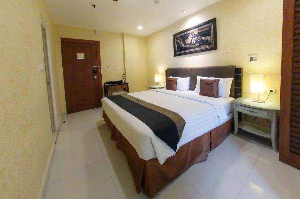 Amos Cozy Melawai Khách sạn 4*