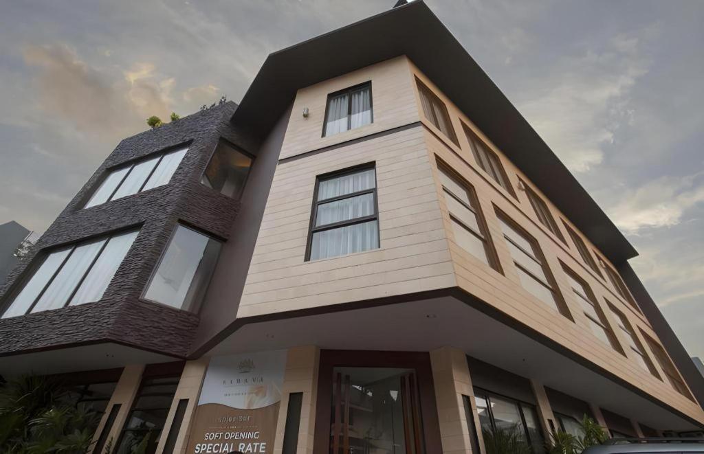 Sawana Suites 3* Jakarta