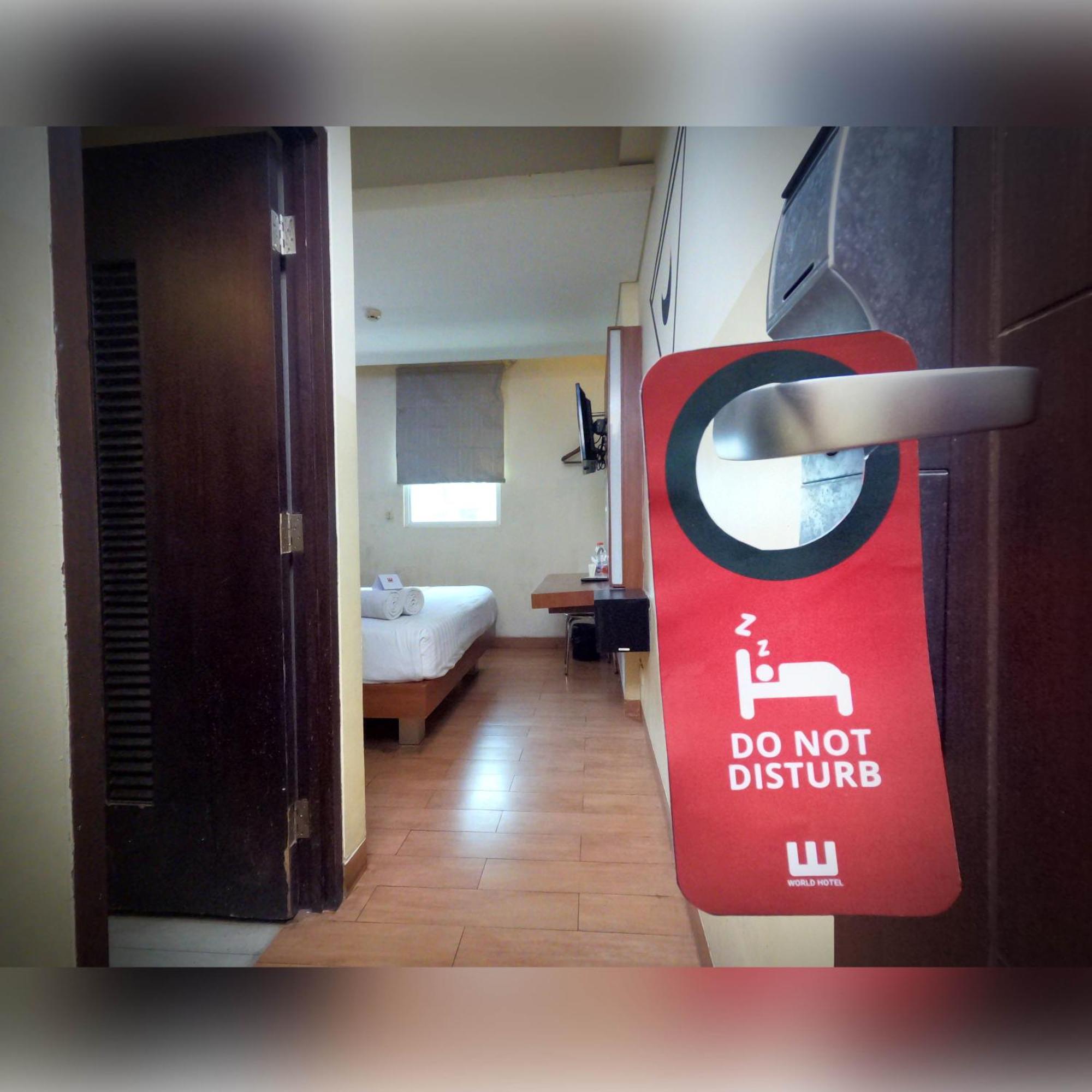 Hotel World - Bandengan