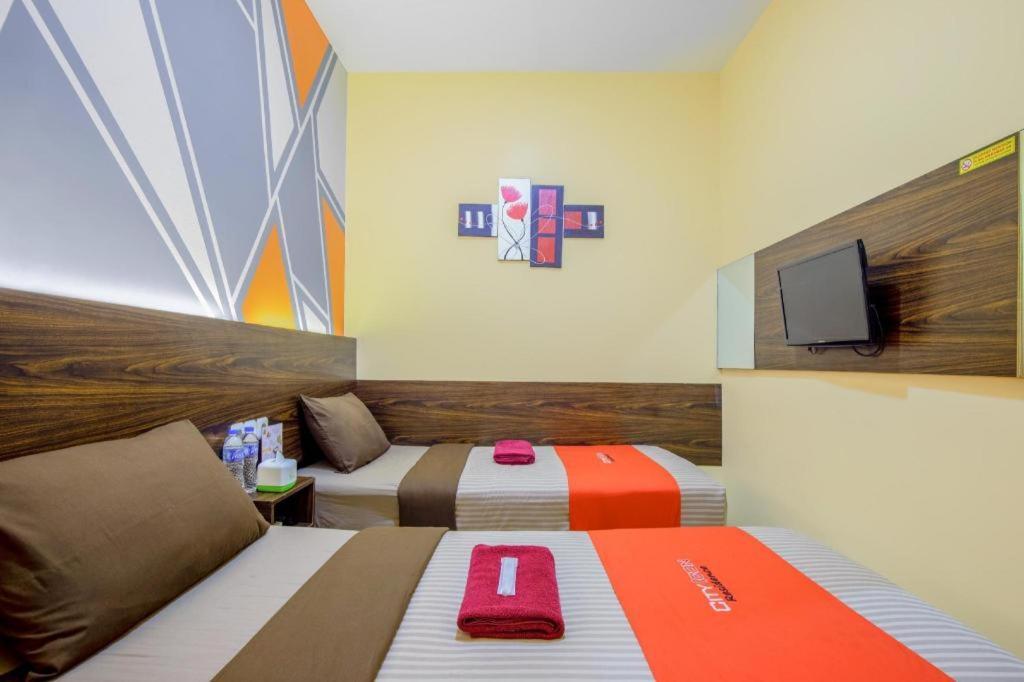 Icon Hotel *