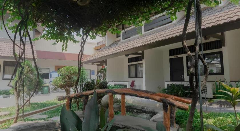 D'Arcici Hotel Plumpang