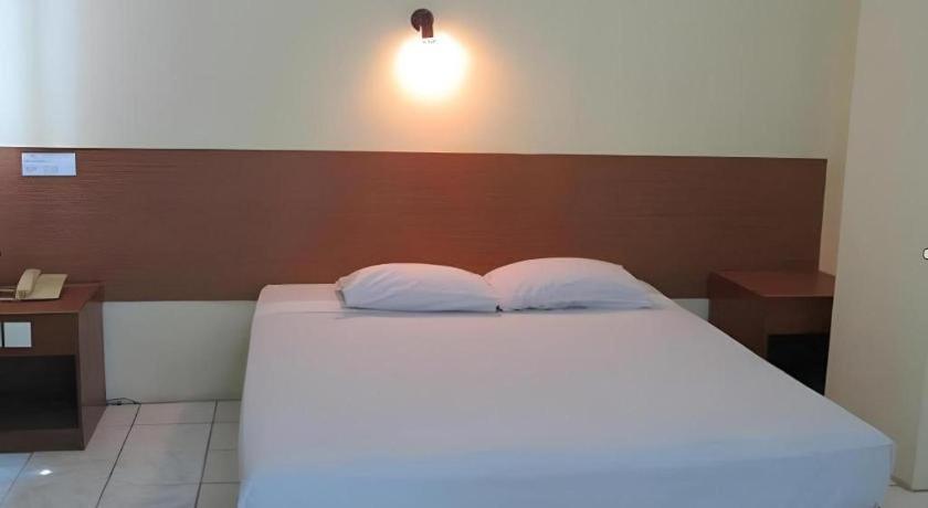 Hotel Lautze Indah