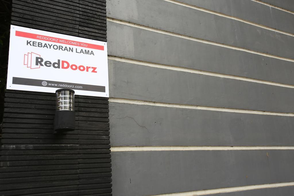 Reddoorz @ Kebayoran Guest house 2*