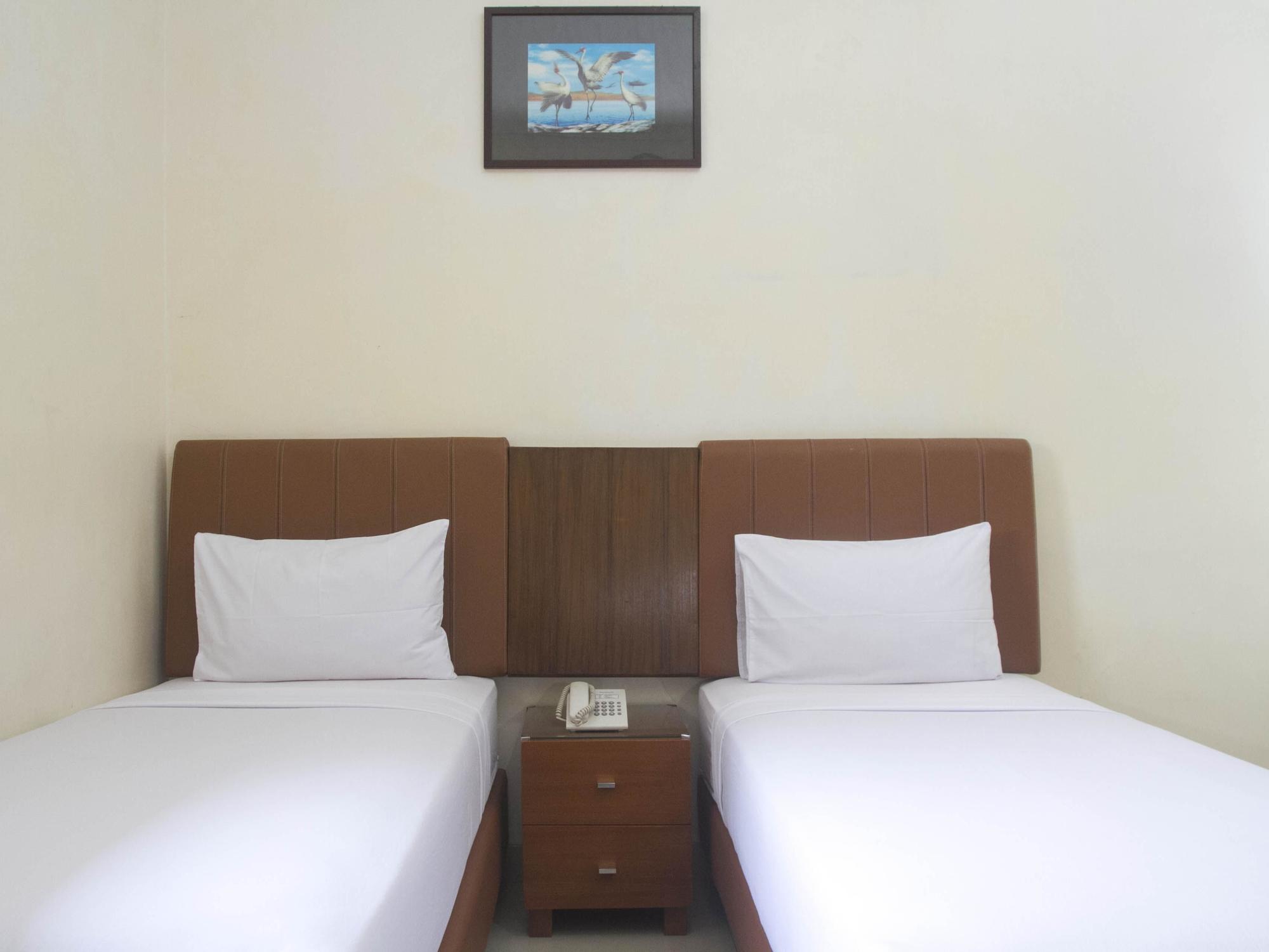 House Of Arsonia Bougainvillea Guest house Jakarta