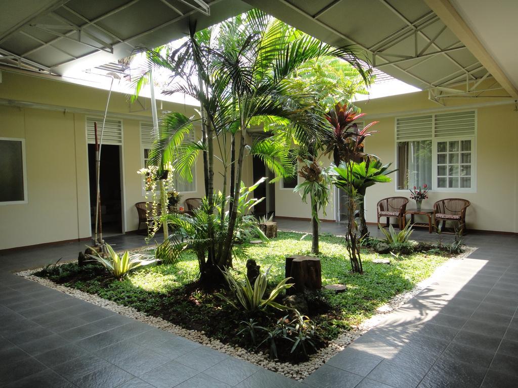 Gondia Guest house 3*