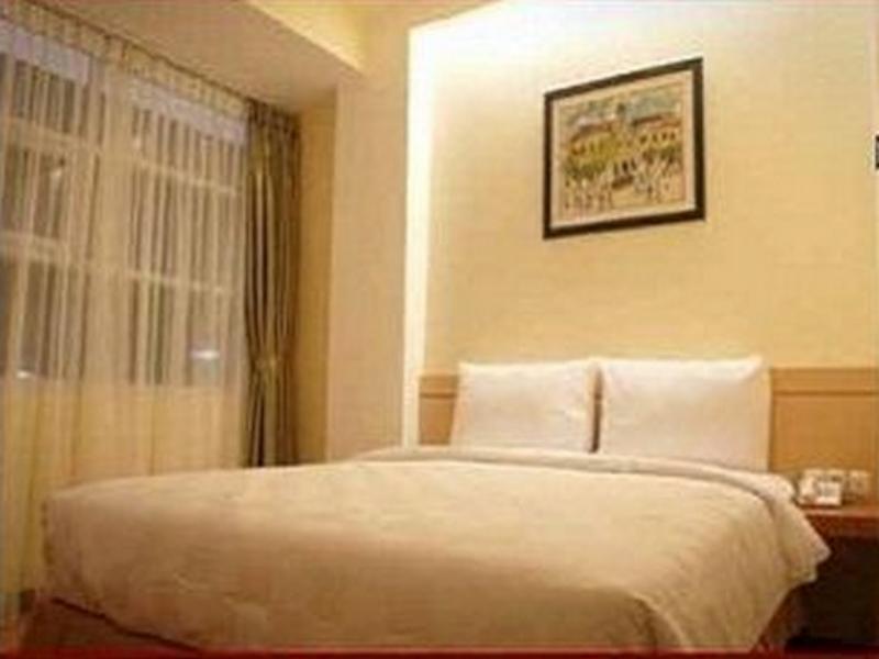 Feodora Grogol Hotel 2*