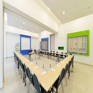 Pop! Kelapa Gading Hotel 2*