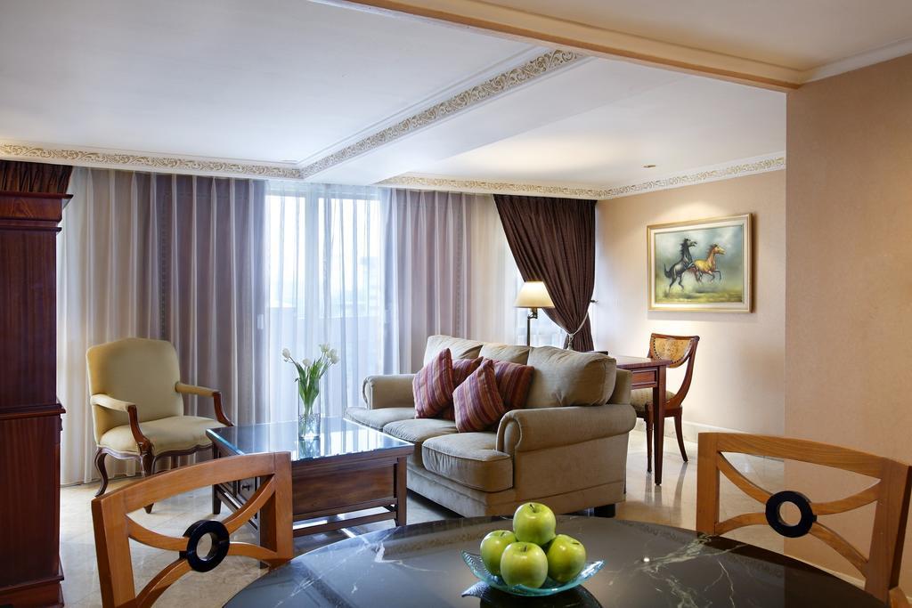 Ambhara Hotel 4*