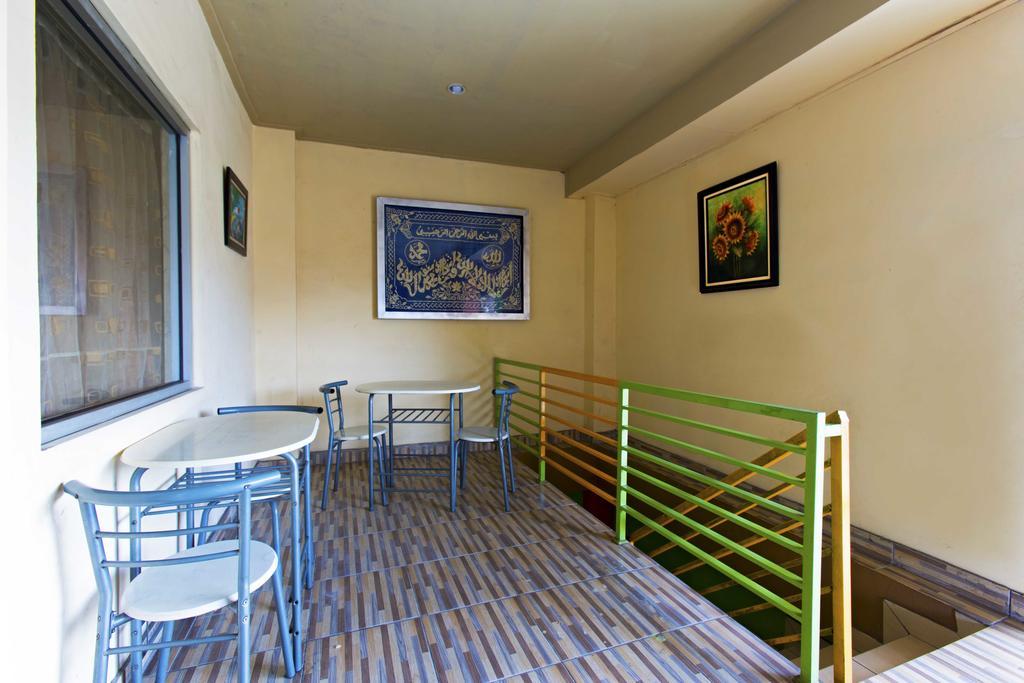 Guest house Reddoorz @ Tebet Asem Baris Jakarta