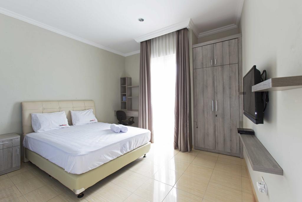 Guest house Reddoorz @ Pejompongan Jakarta